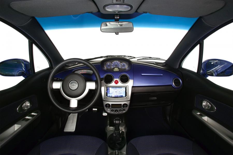  Chevrolet M3X Concept 2004 года  (фото 11 из 22)